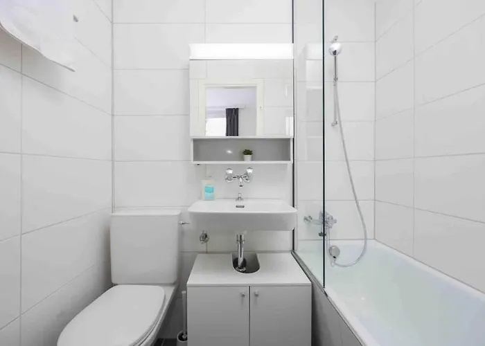 Urban Oasis With Queen Bed And View Be-28 Zurich